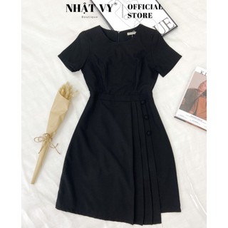 Đầm Nữ NHẬT VY Xếp Ly Tà Phối 3 Nút Bọc Chất Cotton Mịn Công Sở Dáng Ôm Xòe Nhẹ Màu Đen - D1680