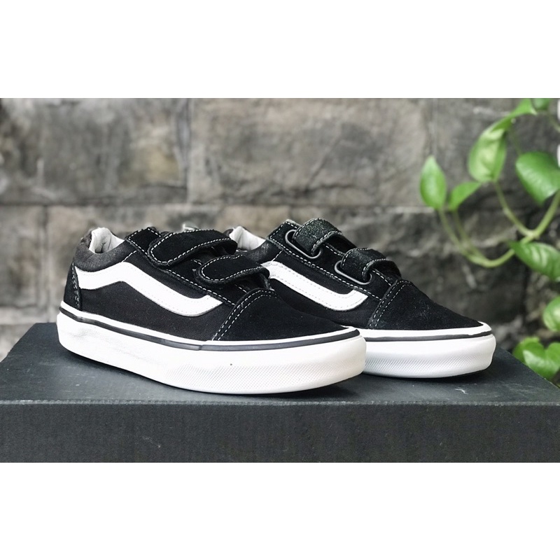 Giày Vans kids quai dán- size 30,5