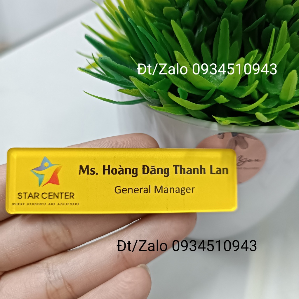 THẺ TÊN NHÂN VIÊN CÀI ÁO - THIẾT KẾ THEO YÊU CẦU - CHẤT LIỆU MICA