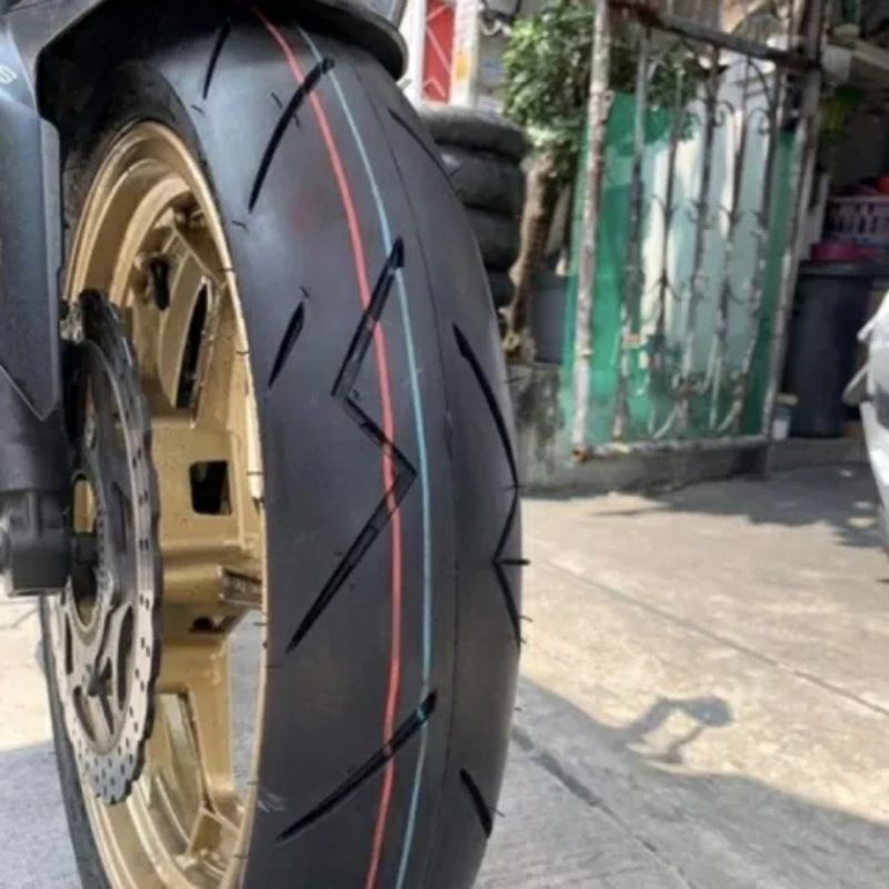 Vỏ Lốp xe máy champion gai rosso sấm sét. thể thao nhập chính hảng thailand.new 100%. bám đường tốt đạt chuẩn châu âu