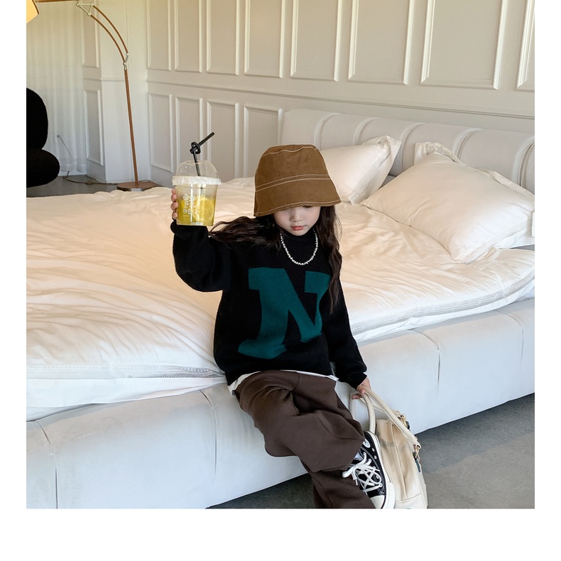 Mẫu Sweater  cho bé FamilyKids - Mẫu áo Sweater tay dài chữ N  xinh xắn siêu ấm áp cho bé vào mùa đông