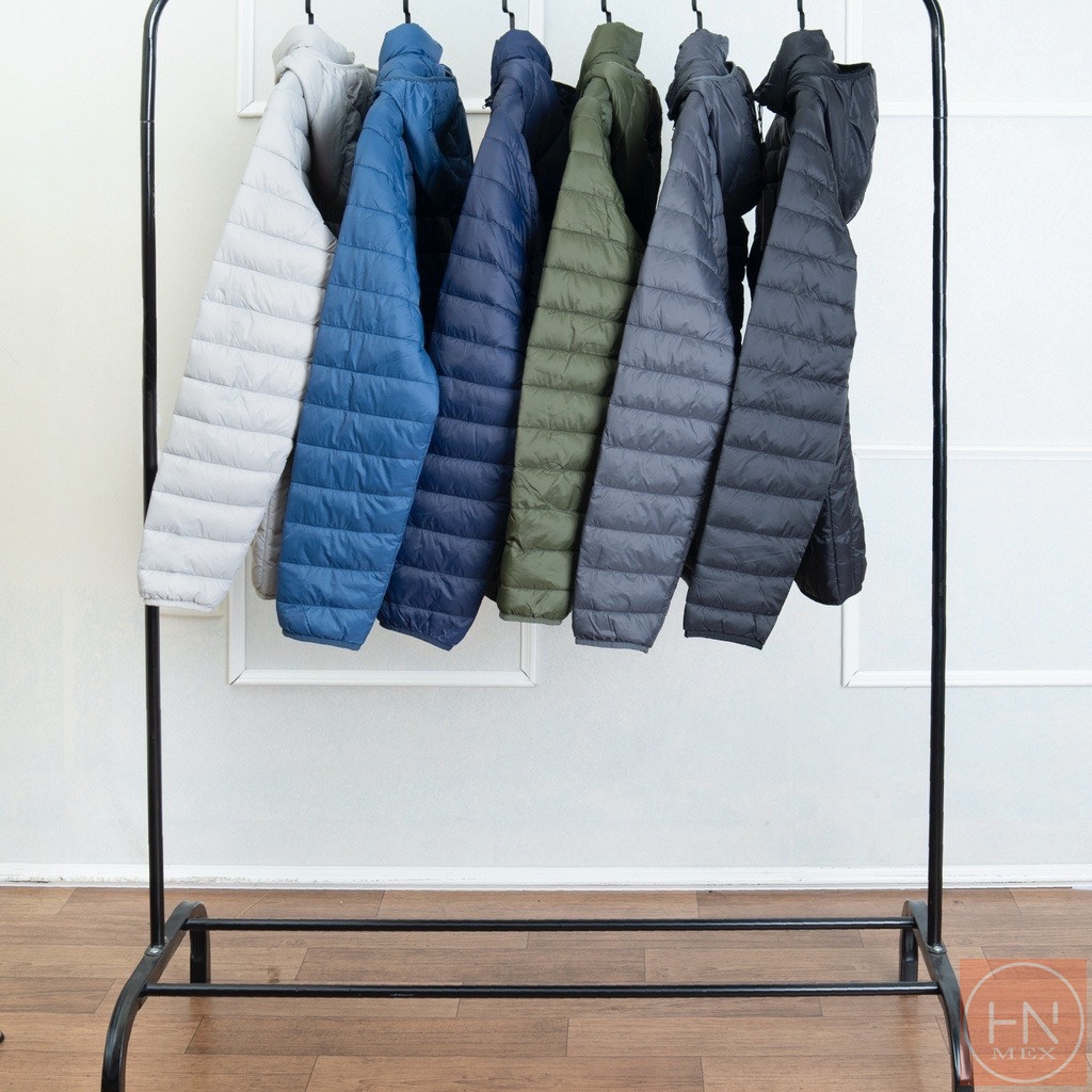 Áo phao nam siêu nhẹ, chất liệu giữ nhiệt chống thấm nước form dáng vừa vặn, mũ có thể tháo.