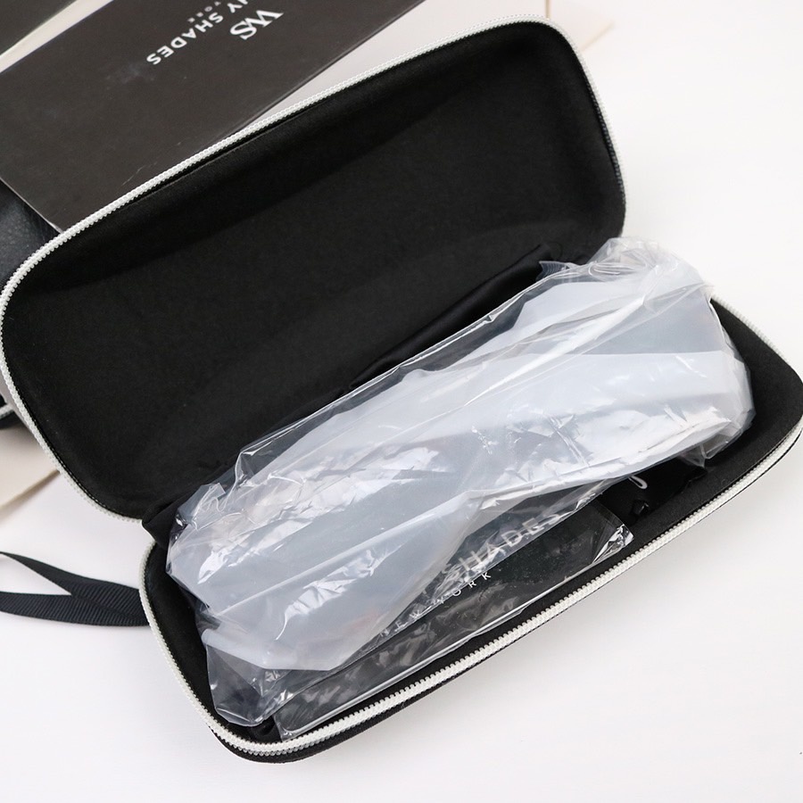 Mắt kính mắt mèo Wealthy Shades full hộp chính hãng