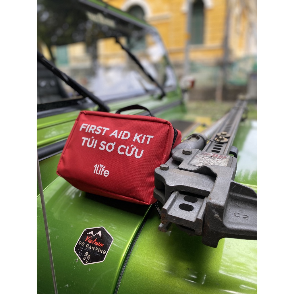 [FOLLOW nhận 10k] Túi sơ cứu y tế cho xe ô tô 1Life hơn 200 dụng cụ - Car First Aid Kit