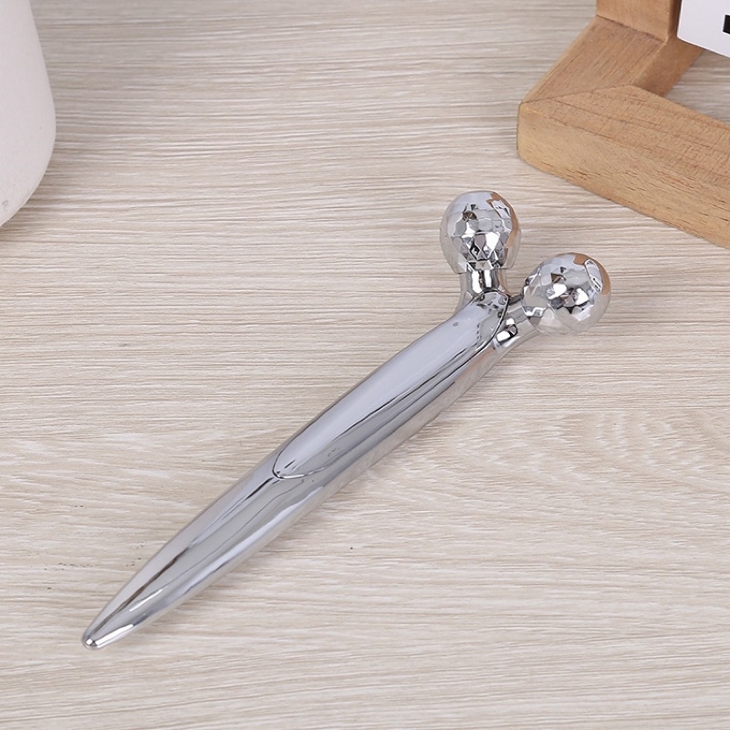 Con lăn mát xa mặt 3D loại mini siêu gọn - cây lăn mát xa