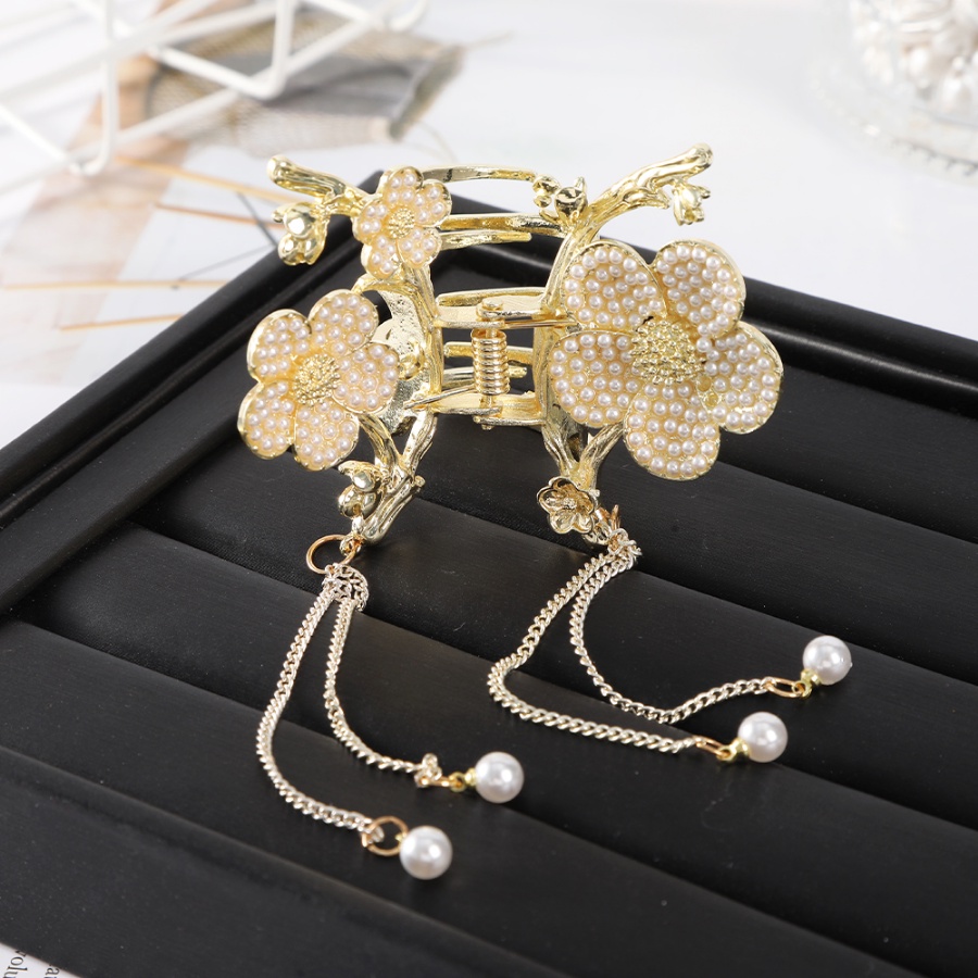 Kẹp Tóc Hình Bướm Đính Ngọc Trai Thời Trang