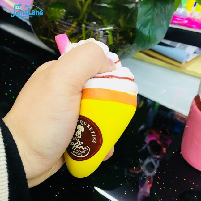Đồ chơi squishy Giảm Stress Hình Tách Cà Phê Và Kem Dễ Thương Cho Bé