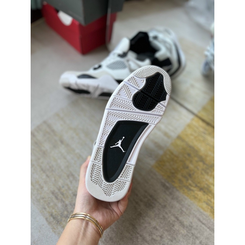 Giầy jordan 4 trắng chất đẹp giá rẻ