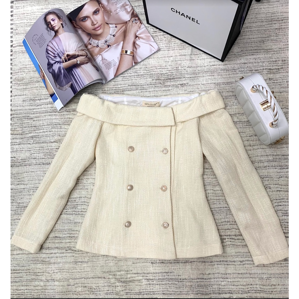 Áo trễ vai thiết kế tay dài đính nút sang trọng - T.JM.22.176