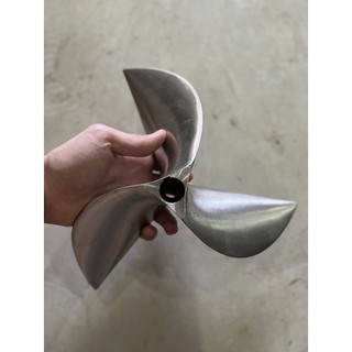 Chân vịt inox AB kubota 4 lòng 76 chân vịt inox 3 cánh 304
