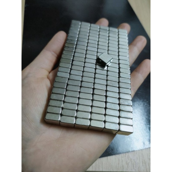Nam châm hình vuông cạnh 1cm độ dày 2mm, 3mm, 5mm, 10mm