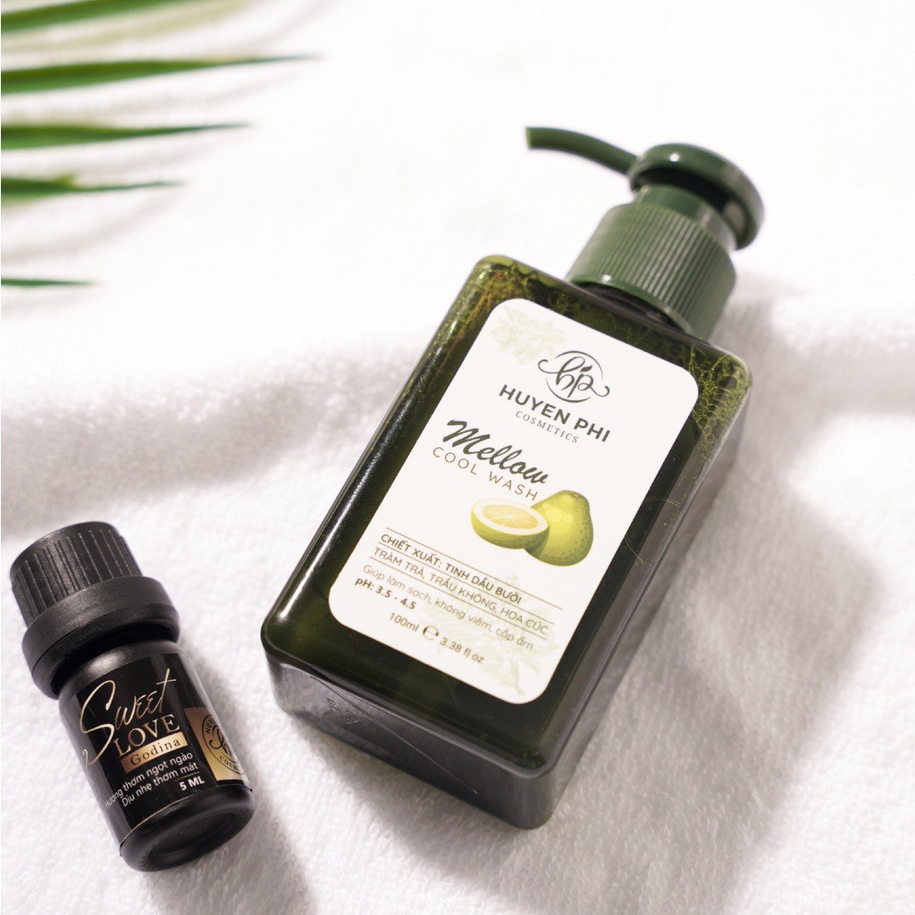 Dung Dịch Vệ Sinh Phụ Nữ MELLOW Cool Wash Huyền Phi 100ml