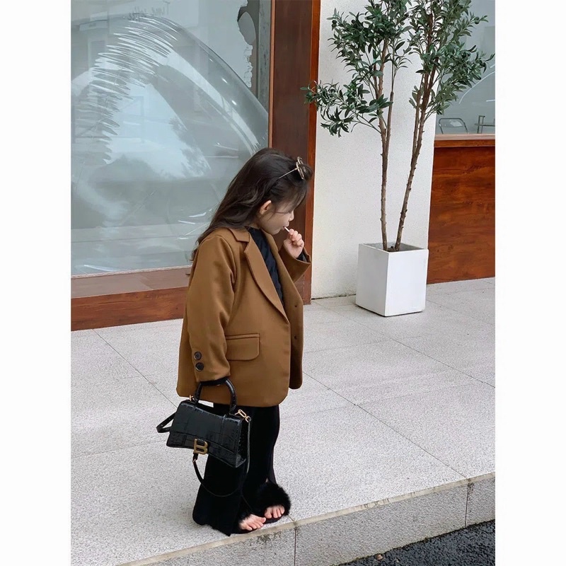 Áo vest cho bé màu nâu và be