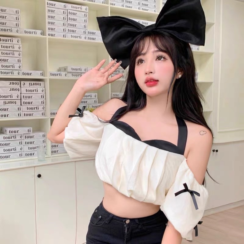 Áo Croptop Tay Bồng Thắt Nơ Cổ Đính Nơ Nhí Xinh Xắn