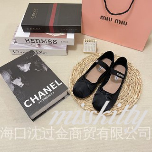 Giày Búp Bê Mũi Vuông Đế Mềm Bằng Vải Satin Phong Cách Retro Pháp Thời Trang Mùa Thu Dành Cho Nữ size: 34-40 Miu2022