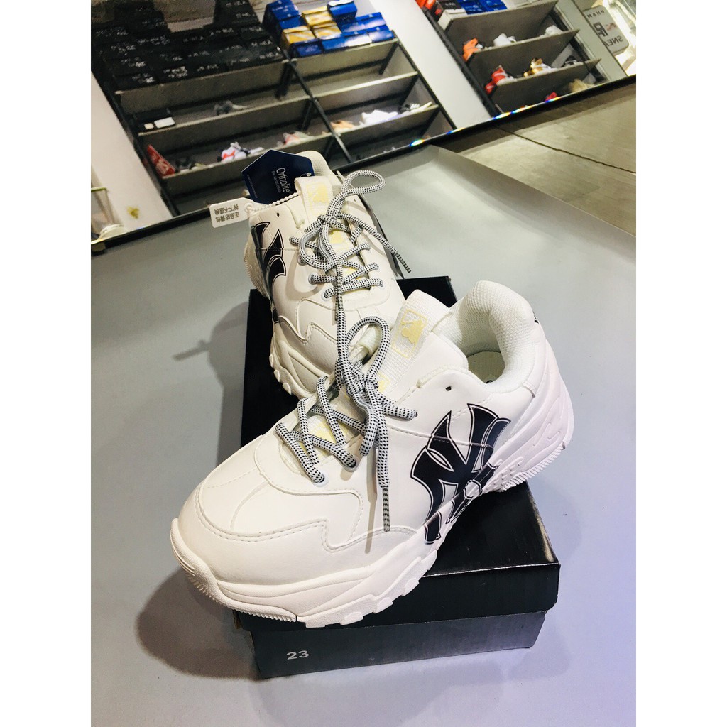 Giày tăng chiều cao 5cm nam nữ MLB NY bản cao cấp, Giày độn đế NY đen trắng full box A260 Yone Sneaker