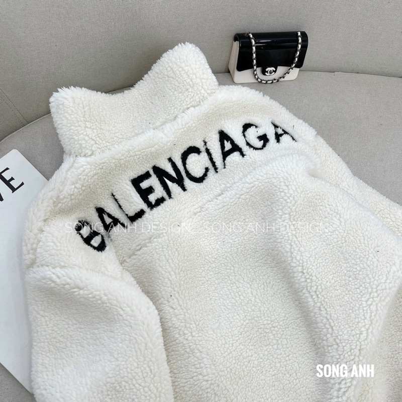 Áo khoác nữ lông cừu Balencilaga