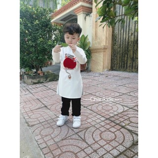 Áo dài gấm màu trắng bé trai