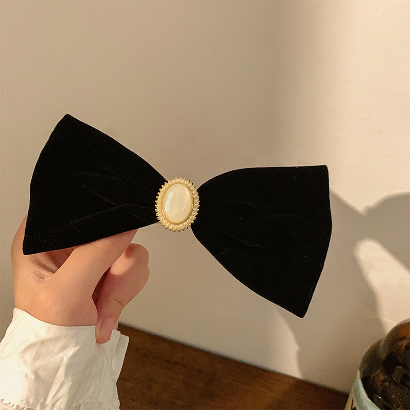 Kẹp Tóc Nơ Vải Nhung Đen Đính Ngọc Trai Giả Kiểu Pháp 2022