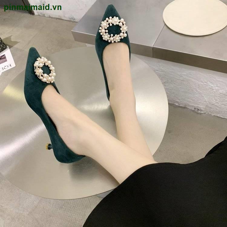 Giày Cao Gót 3cm Da Lộn Mũi Nhọn Cài Khóa Đính Ngọc Trai Giả Màu Xanh Lá / Đen Thời Trang Công Sở Cho Nữ