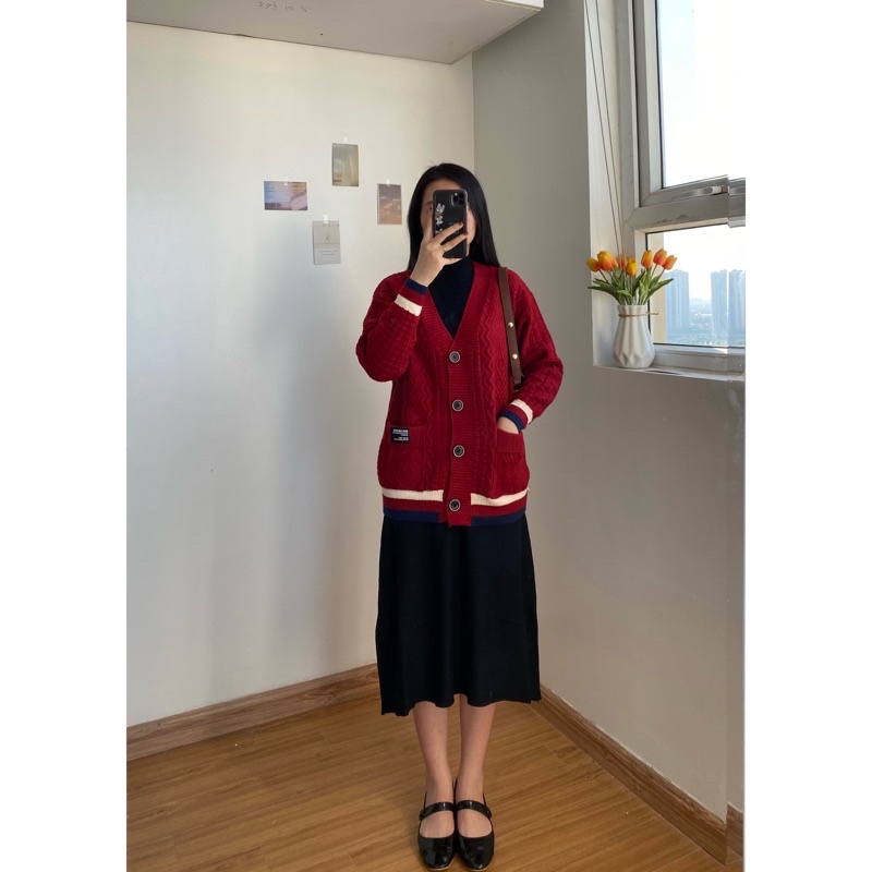 Áo cardigan Thừng màu đỏ mận chất len dày dặn không xù( ảnh thật shop chụp)