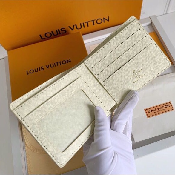 Chuẩn bị vận chuyển ví thời trang Louis vuitton M60930 hình ảnh thực tế ví LV người đàn ông