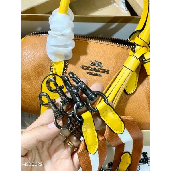 Túi trống COACH hot trend 2022