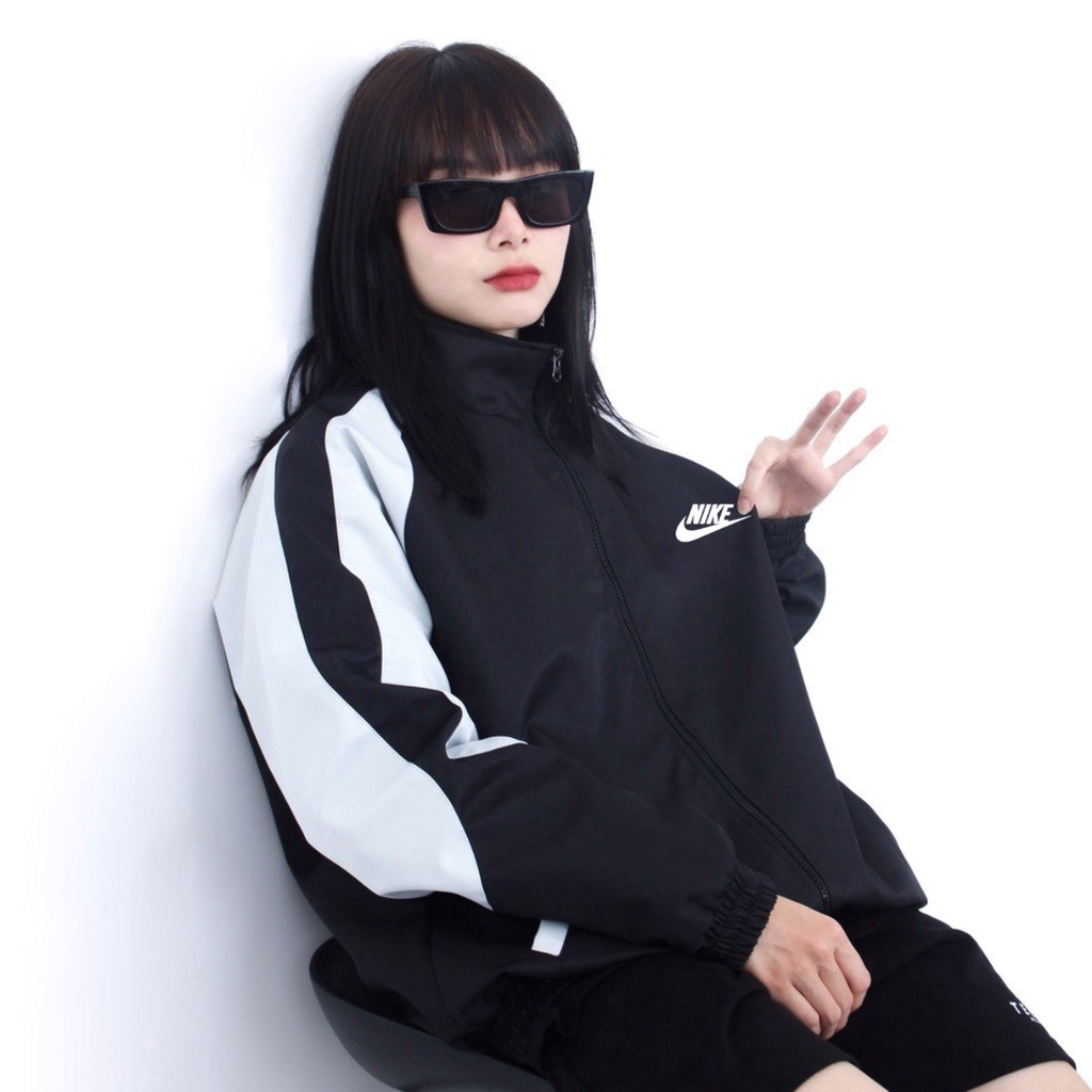 Áo khoác gió NIKE cao cấp ,dày dặn , hàng chuẩn 2 lớp , tag mác đầy đủ , i hình bên shop COOL STORE 703