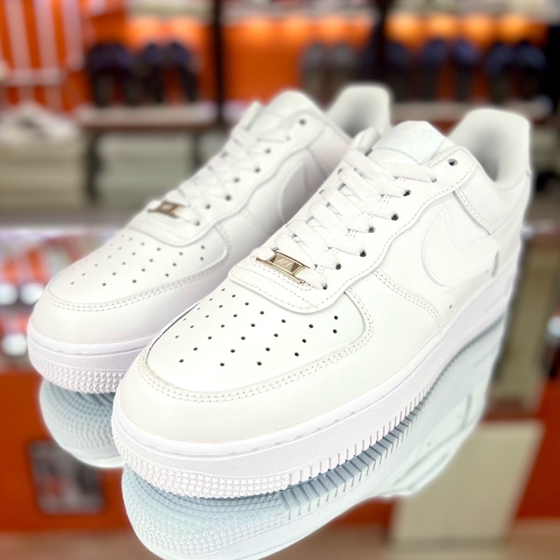 GIÀY SNEAKER AIR FOR ONE TRẮNG CAO CẤP KÈM COMPO QUÀ TẶNG GIÁ TRỊ