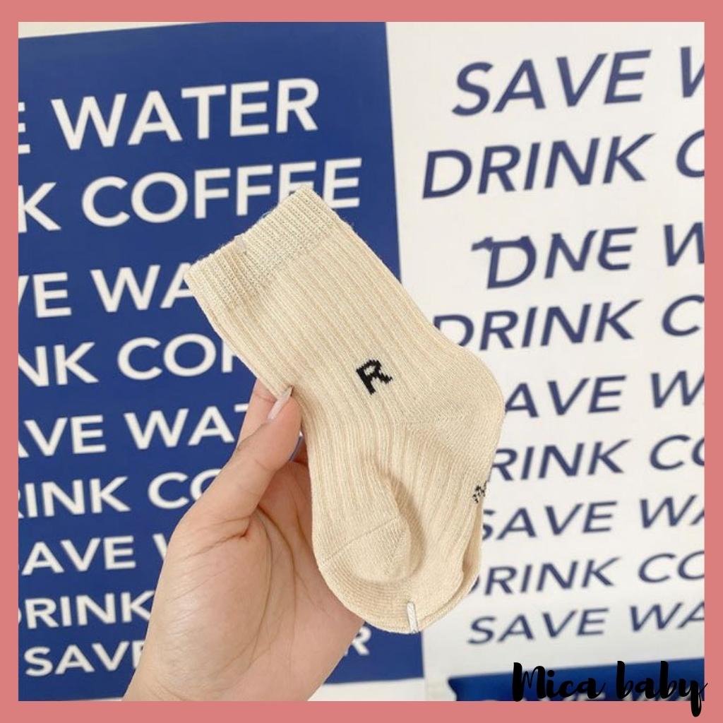 Tất vớ cao cổ chất len thêu chữ R phong cách Hàn Quốc đáng yêu cho bé T32 Mica baby