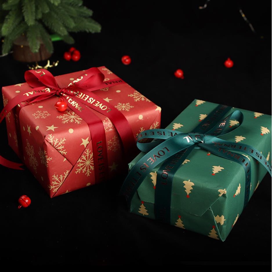 Giấy Gói Quà Họa Tiết Giáng Sinh