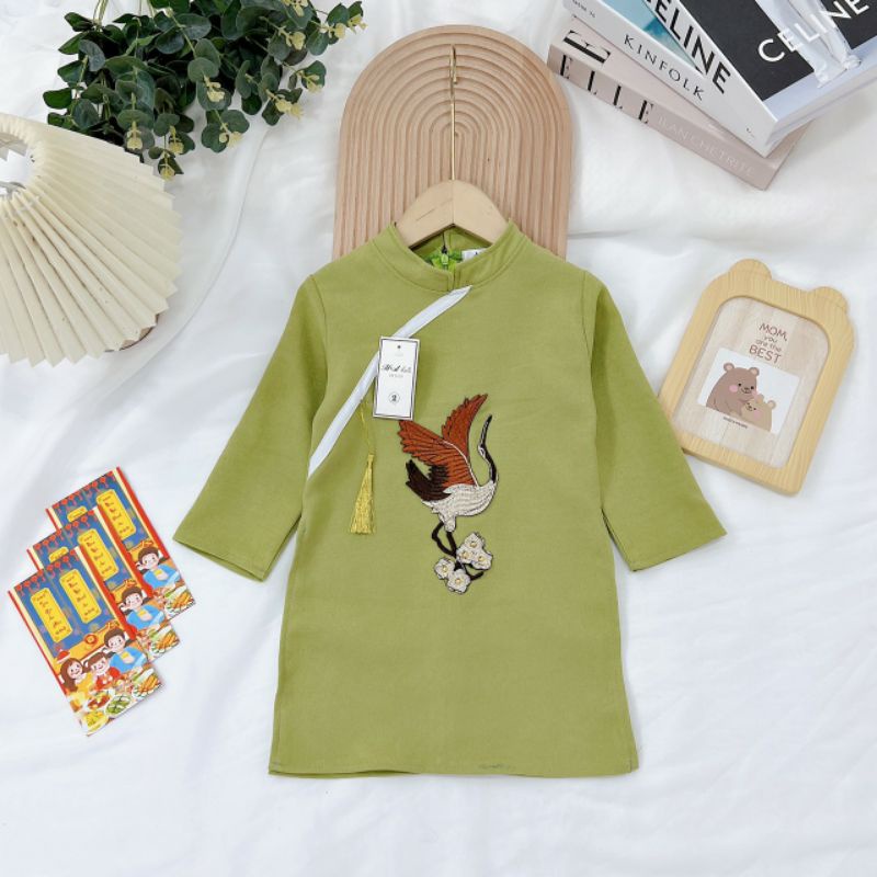 Áo dài cách tân hạc thêu bé trai size đại 10-32kg