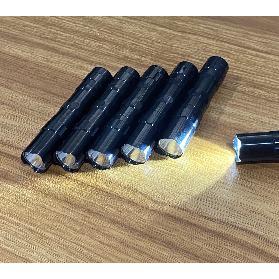 Đèn pin soi trứng chuyên dụng