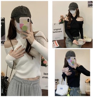 Áo kiểu trễ vai croprop tay dài dây choàng cổ