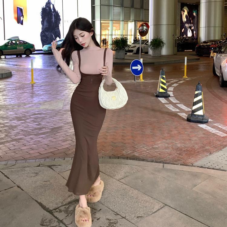 [M &amp; E] Đầm Đuôi Cá Hai Dây Ôm Eo Dáng Dài Vừa Vặn Phong Cách Desire Thuần Khiết Thời Trang Thu Đông Cho Nữ