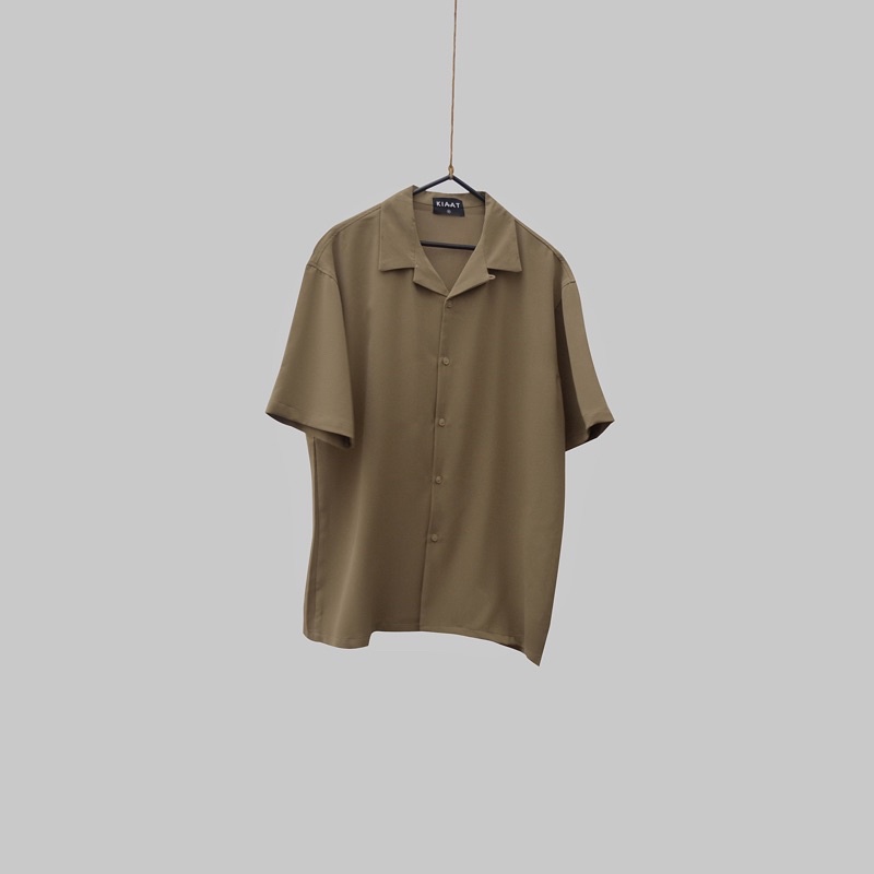 Áo cuban màu beige trơn (form rộng)