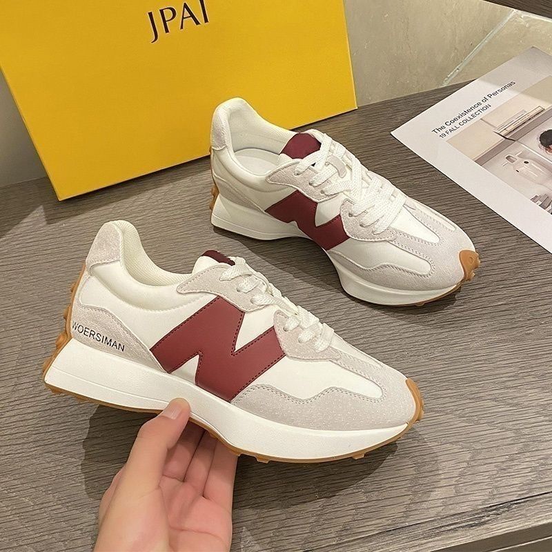 Giày Thể Thao Nữ Hoạ Tiết Phối 2 Màu