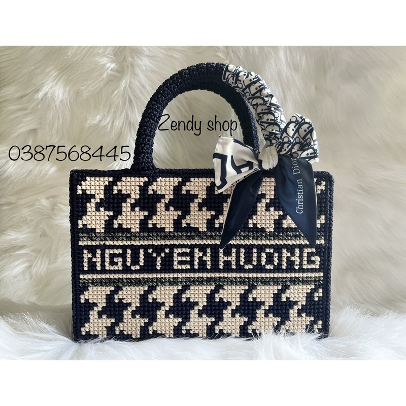 Túi thêu tay hoạ tiết zicdac