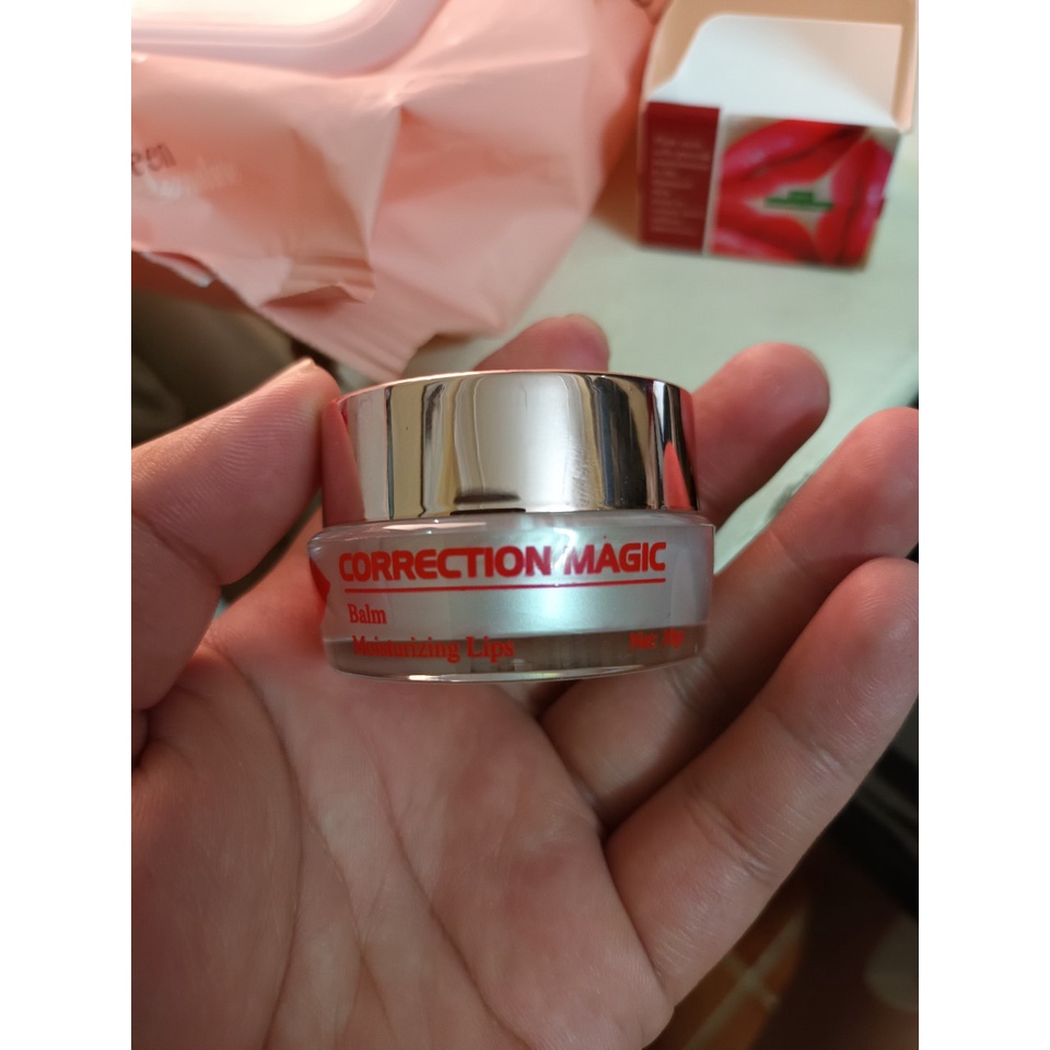 Kem dưỡng môi khử thâm loang kích màu Pháp Correction Magic 10g