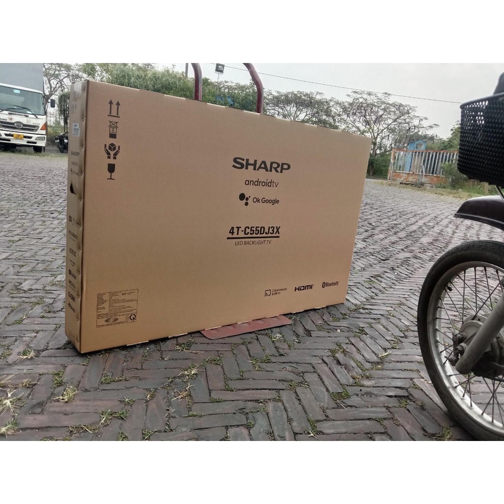 Tivi Sharp Android 4K 55 inch 4T-C55DJ3X ( Thái Lan - BH 2 năm - mới 100)