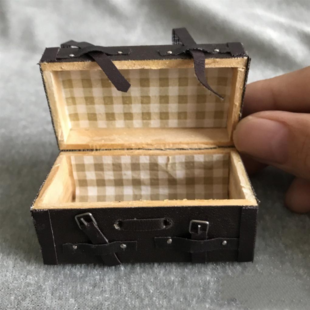 Va Li Da Mini Phong Cách Vintage Trang Trí Nội Thất Cho Nhà Búp Bê