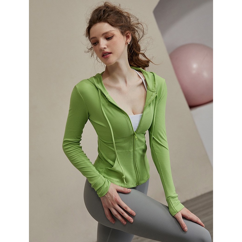 Áo khoác mũ thể thao tập gym, yoga nữ M01
