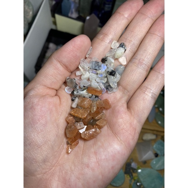 Set 50gr vụn đá Sunstone / Moonstone / Aquamarine/ Rhodochrosite chip thanh tẩy tự nhiên - Crystal Chip