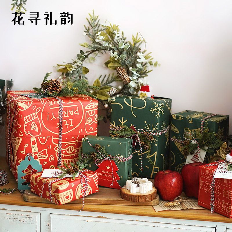 Giấy bọc quà hoạ tiết noel