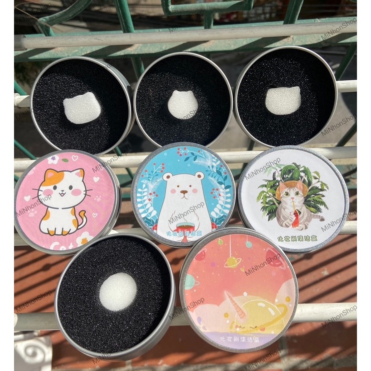 Hộp phủi cọ khô /vệ sinh cọ trang điểm xịn sò dán nhãn cute mới về MiNhonShop