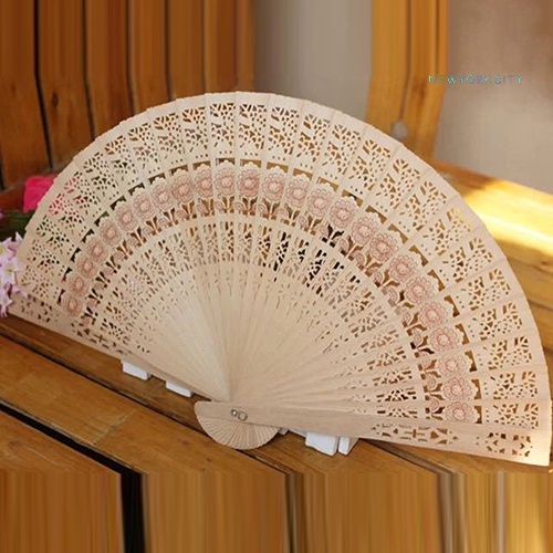 Quạt Xếp Cầm Tay Bằng Gỗ Khắc Họa Tiết Hoa Phong Cách Cổ Điển Cho Cô Dâu