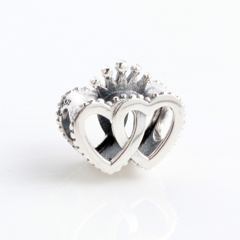 Charm vương miện hình tự chụp
