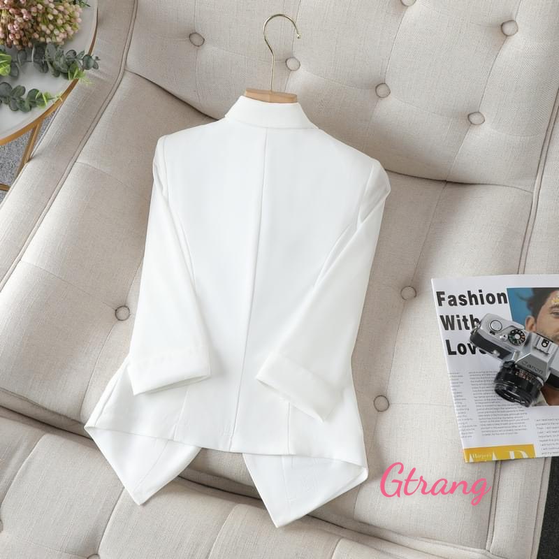 Áo khoác vét tay lửng ôm dáng phong cách Hàn Quốc thời trang