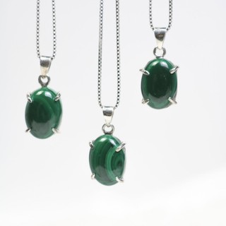 Vòng cổ malachite mang lại cơ hội trong công việc