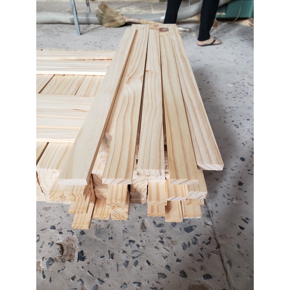 Thanh gỗ thông dày 1cm rộng 3cm dài 90cm dùng làm nẹp chỉ, làm thùng gỗ decord, đóng chuồng thú cưng, DIY